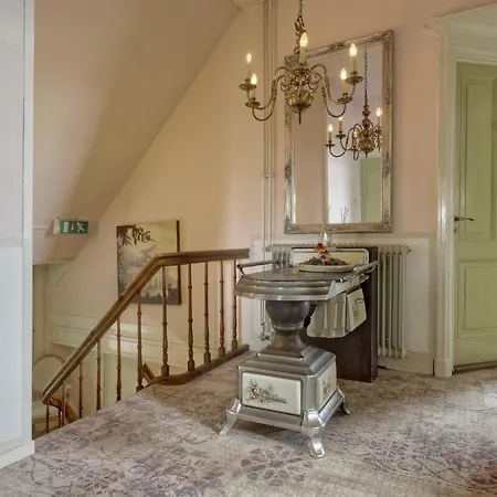 马雷萨纳特旅馆 酒店 3*